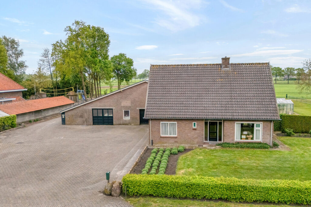 Ommen – Ommerkanaal Oost 29a – Hoofdfoto